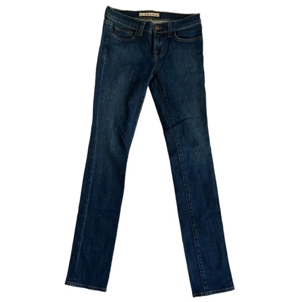 J Brand Low Rise Dark Rinse  Skinny 98% cotton Jeans SZ 26